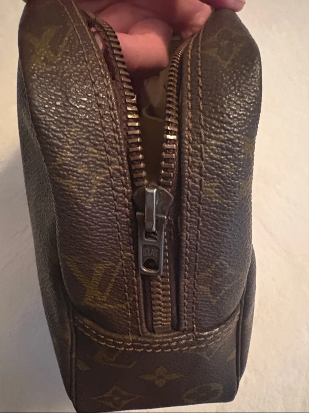 Louis Vuitton Monogram Canvas Toiletry Case in Brown - Picture 5 of 7